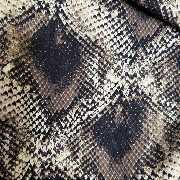 Bleu Rod Beattie Cross Back Python Print Mesh Inserts One Piece Swimsuit Size 4 - Picture 7 of 10